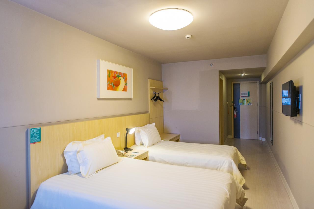 Jinjiang Inn Chengdu Chunxi Road Taiguli Hotel Luaran gambar