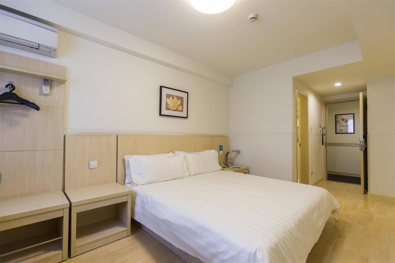 Jinjiang Inn Chengdu Chunxi Road Taiguli Hotel Luaran gambar